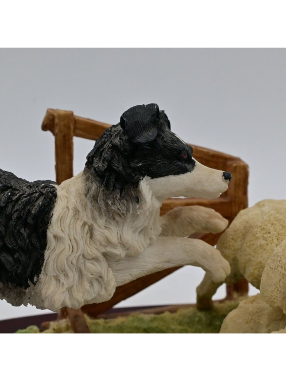 Ruby's Collection Border Collie Herding Sheep - Picture 9 of 12